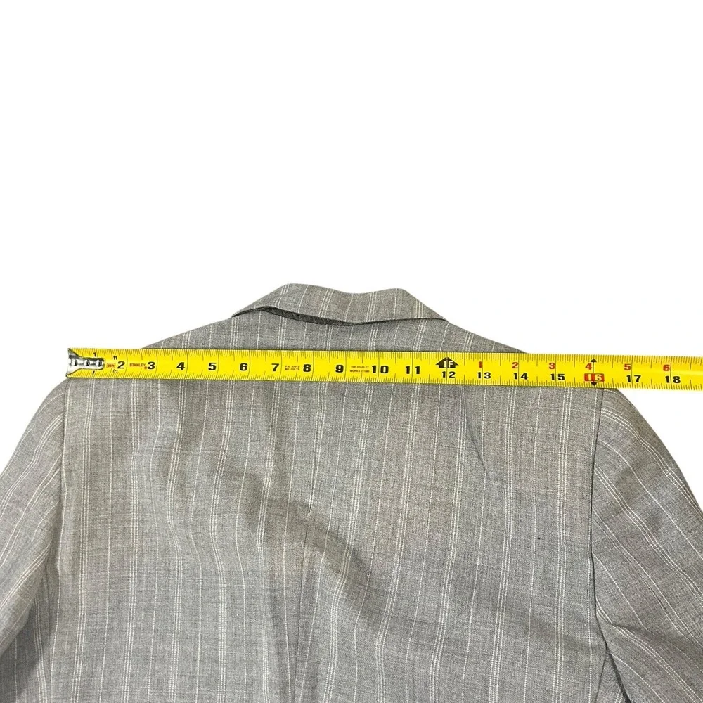 Yves Saint Laurent YSL Blazer Sports‎ Coat (40R) Mens 2 Button  Gray Stripe